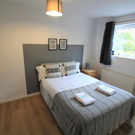 Hamilton House -3 Bed Close To Town, Drive Parking, 2 Toilets Ньюкасл-апон-Тайн Екстер'єр фото